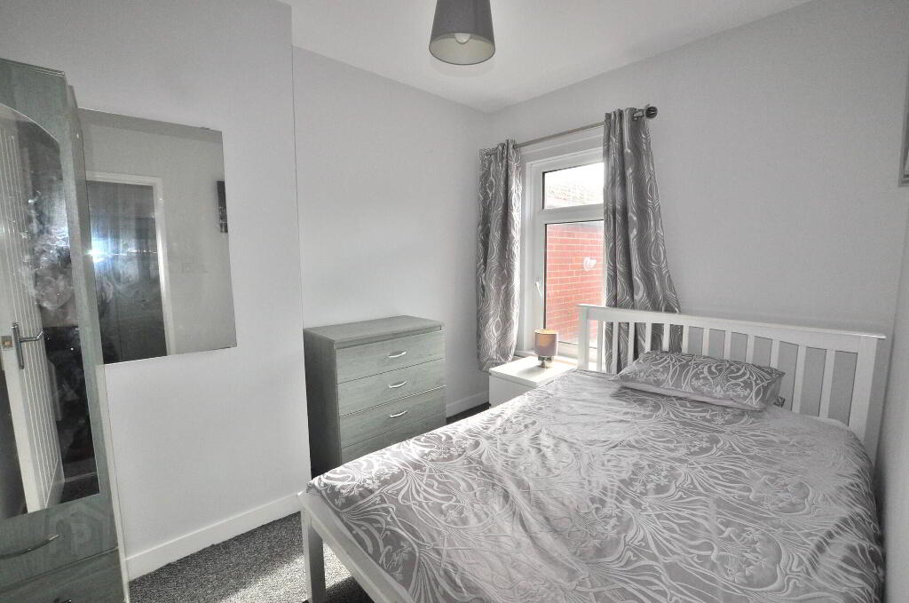 Photo 14 of 14 Egeria Street, Belfast