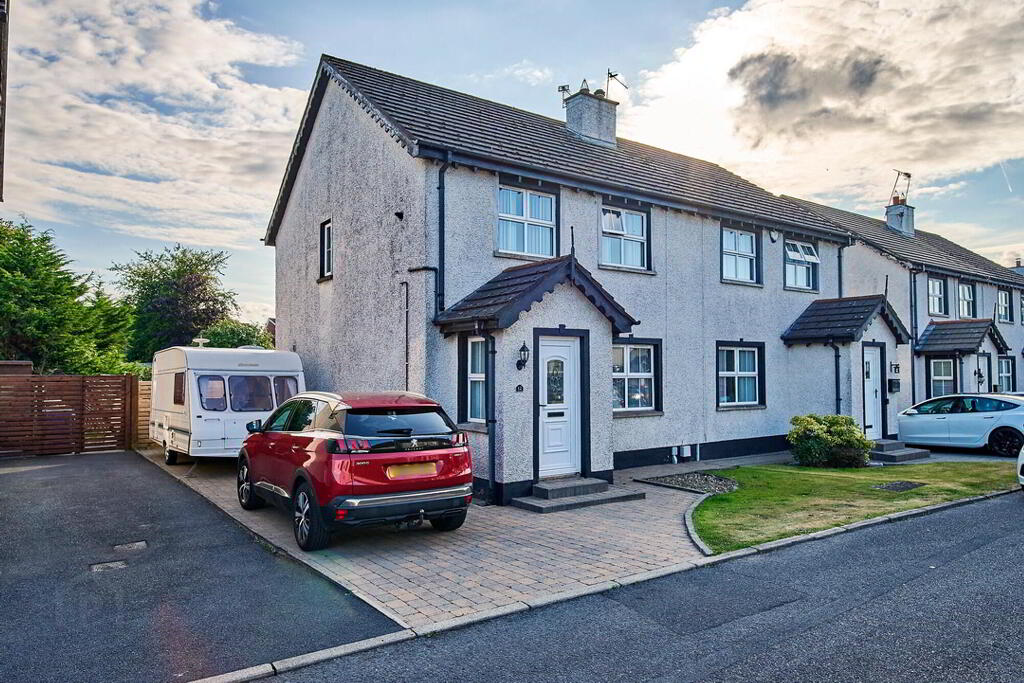 Photo 1 of 12 Cairndore Walk, Newtownards