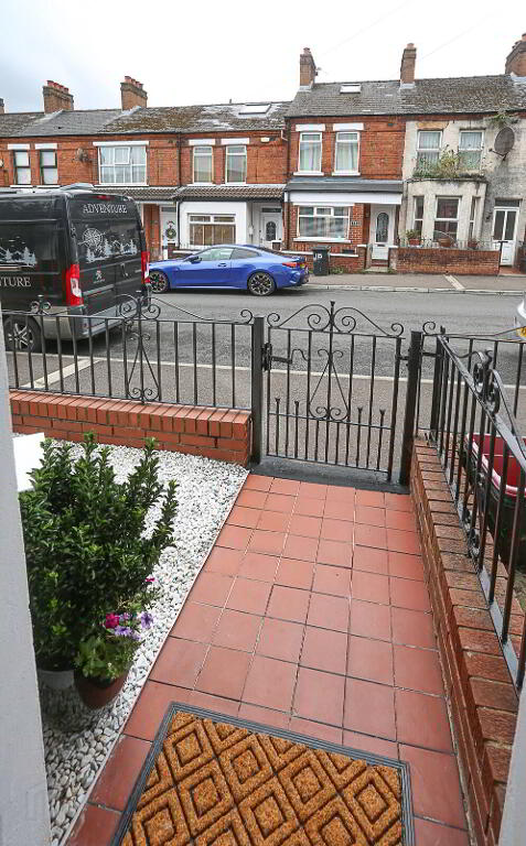 Photo 3 of 108 Rosebery Road, Belfast