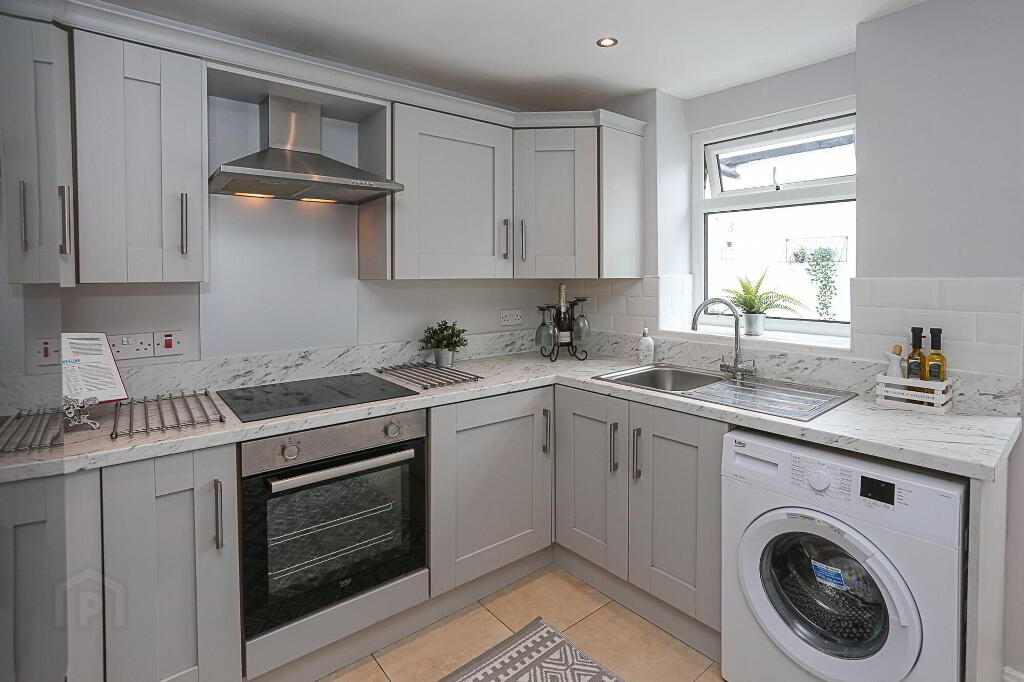 Photo 16 of 108 Rosebery Road, Belfast