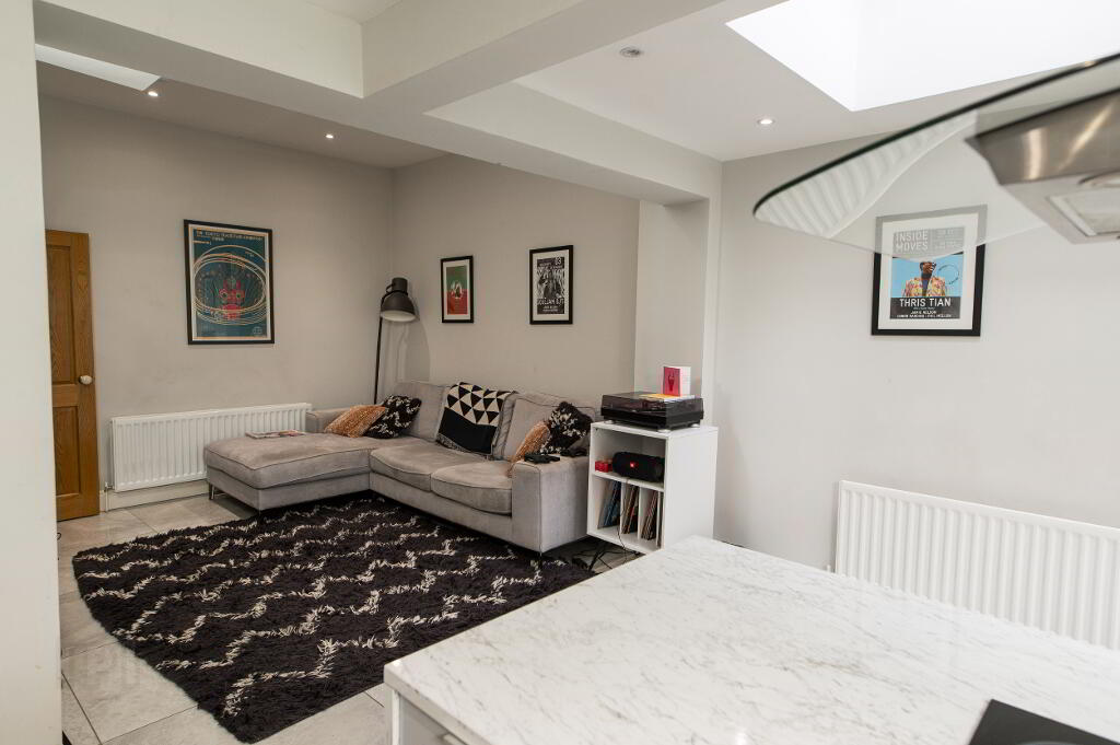 Photo 10 of 70 Ravenhill Avenue, Belfast