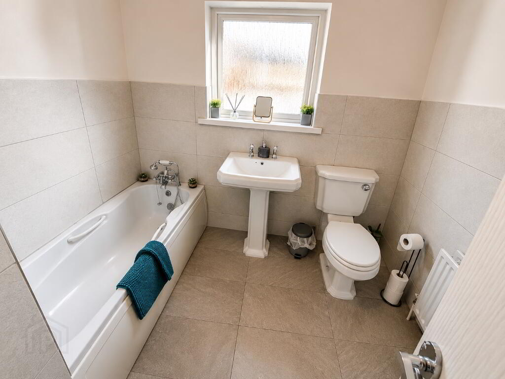 Photo 9 of 4 Creggan Road, Cityside, L’derry