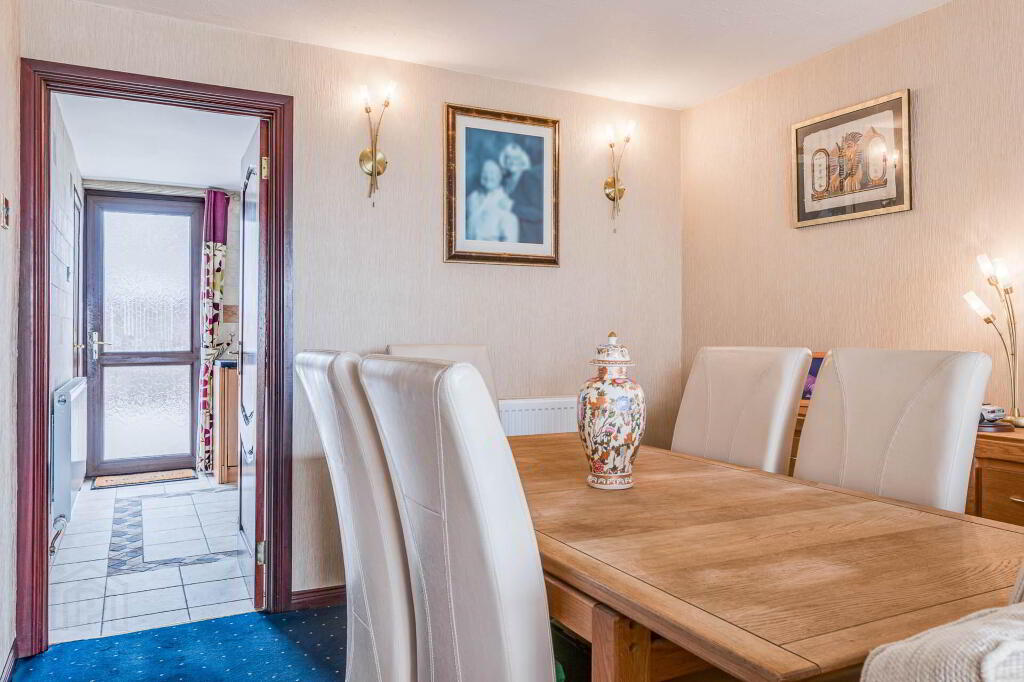 Photo 10 of 9 Rostrevor Way, Clandeboye Heights, Bangor