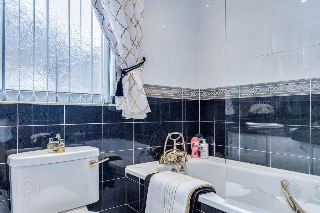 Photo 19 of 9 Rostrevor Way, Clandeboye Heights, Bangor