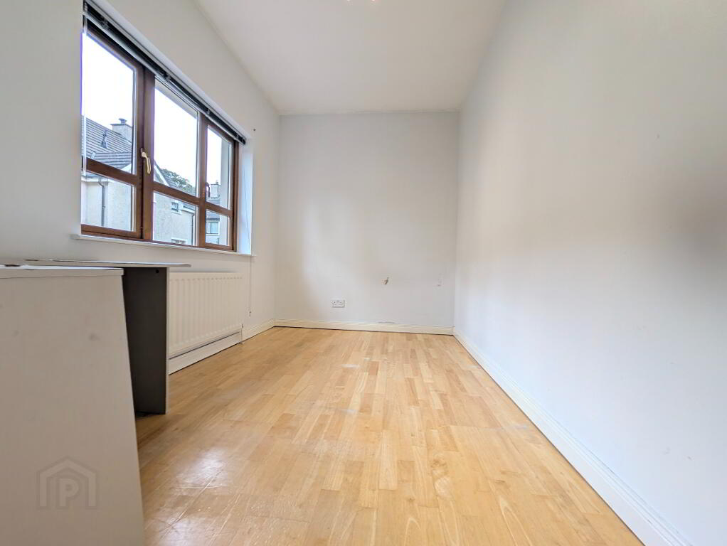 Photo 21 of 16 Rathcillan Court, Newcastle