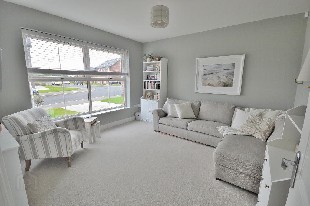 Photo 3 of 5 Helens Wood Crescent, Bangor