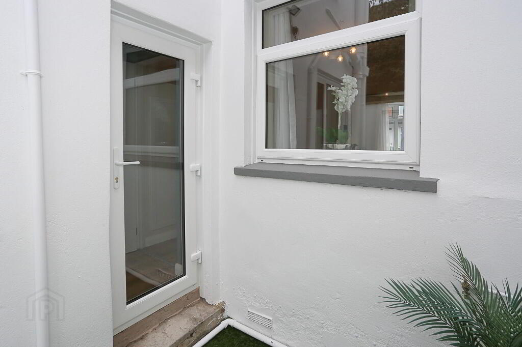 Photo 40 of 88 Greenore Street, Belfast