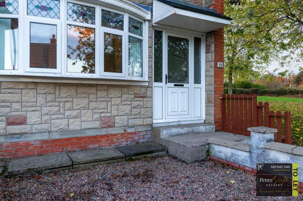Photo 2 of 89 Kinross Avenue, Belfast
