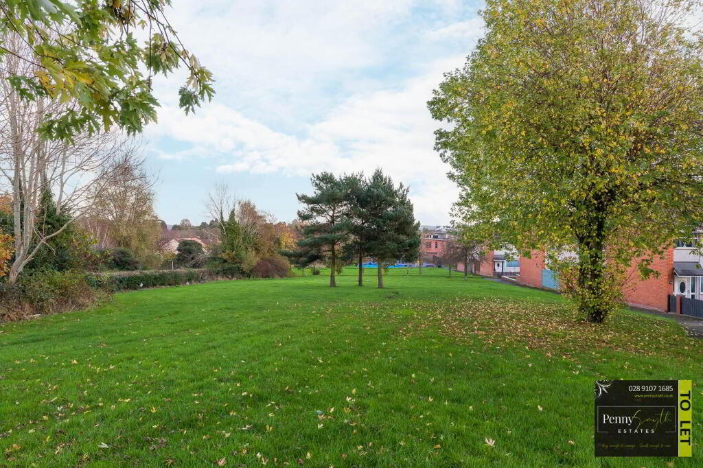 Photo 31 of 89 Kinross Avenue, Belfast