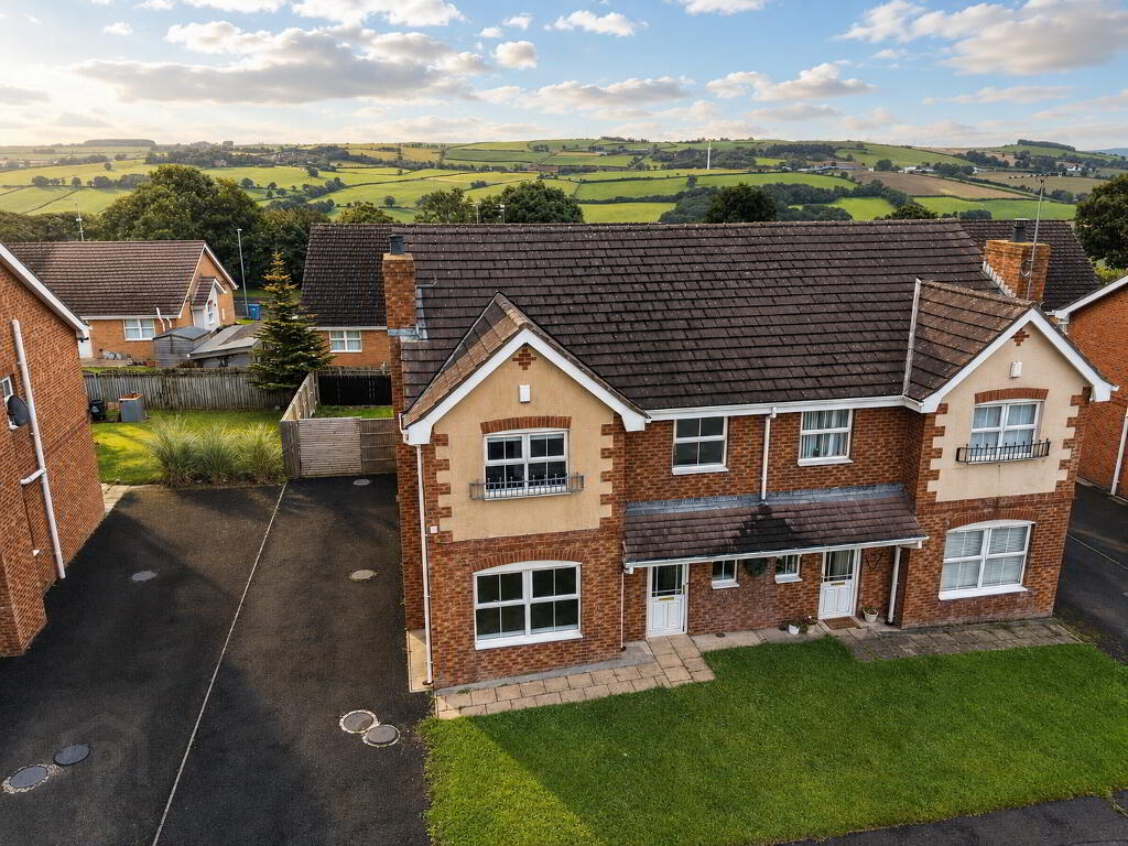 Photo 1 of 6 Summer Meadows View, Crescent Link, L’derry