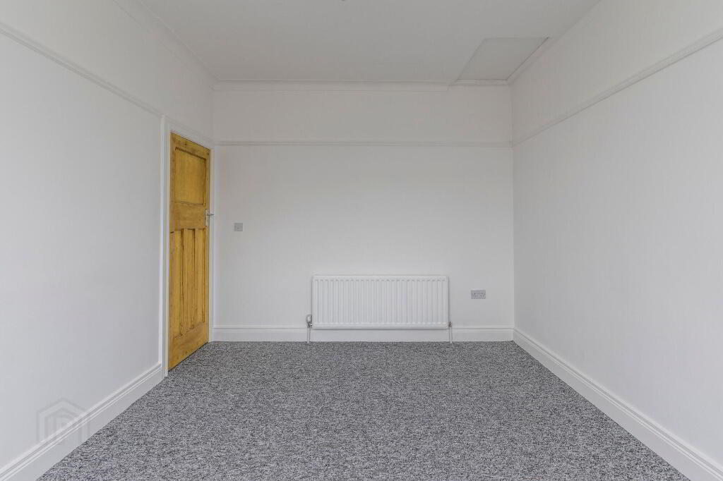 Photo 16 of 428 Castlereagh Road, Belfast