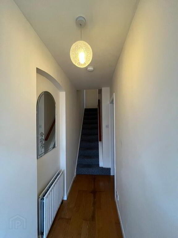 Photo 2 of 28 Mcmaster Street, Belfast