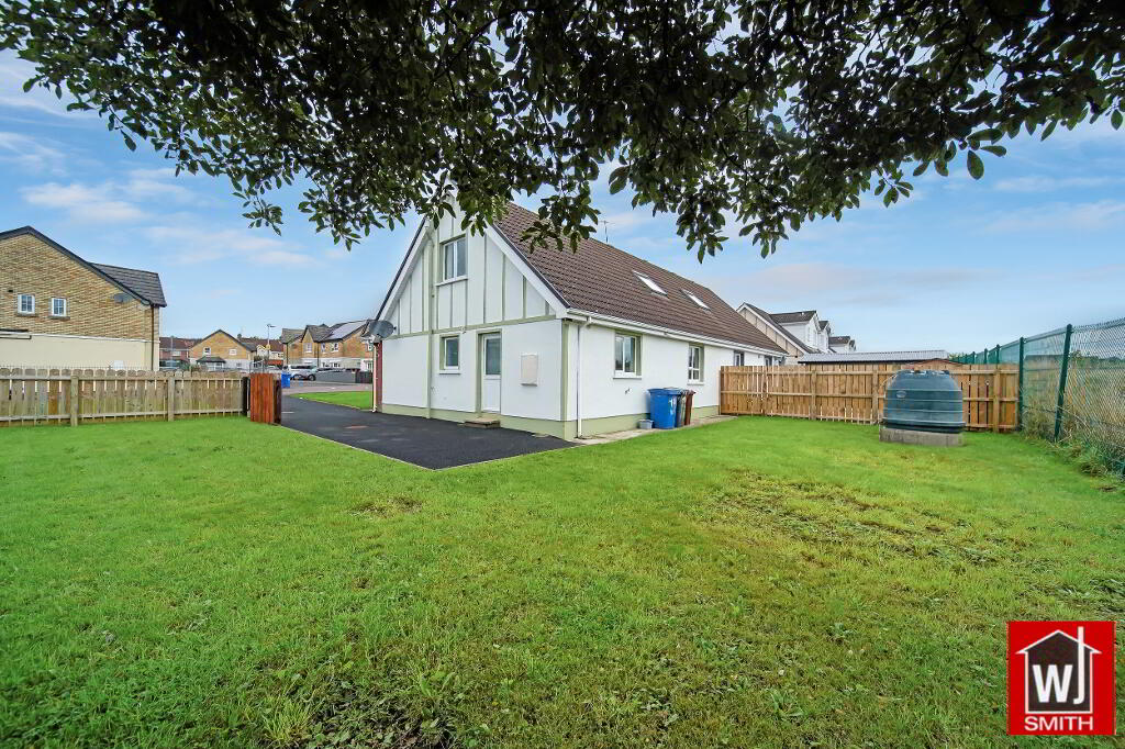 Photo 39 of 18 Whiterock Park, Castlederg
