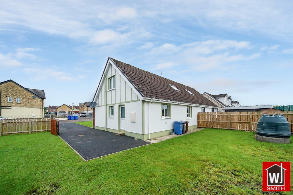 Photo 38 of 18 Whiterock Park, Castlederg