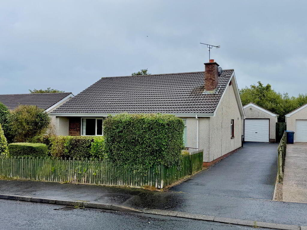 Photo 1 of 19 Vale Park, Portrush