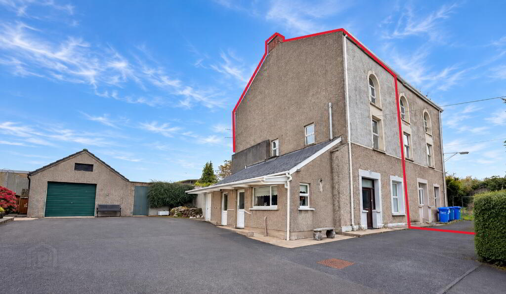 Photo 1 of 14 Castle Place, Omagh