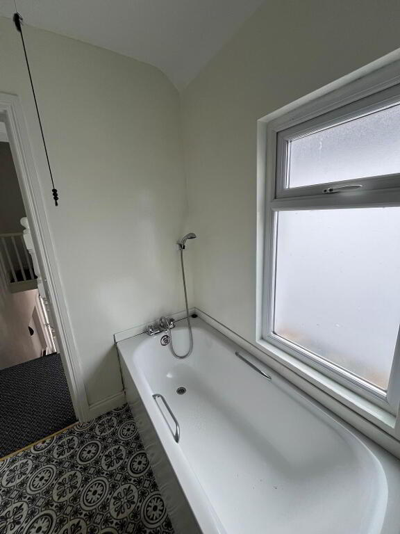 Photo 10 of 22 Isoline Street, Belfast