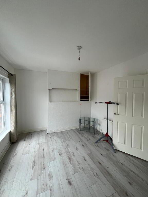 Photo 4 of 22 Isoline Street, Belfast