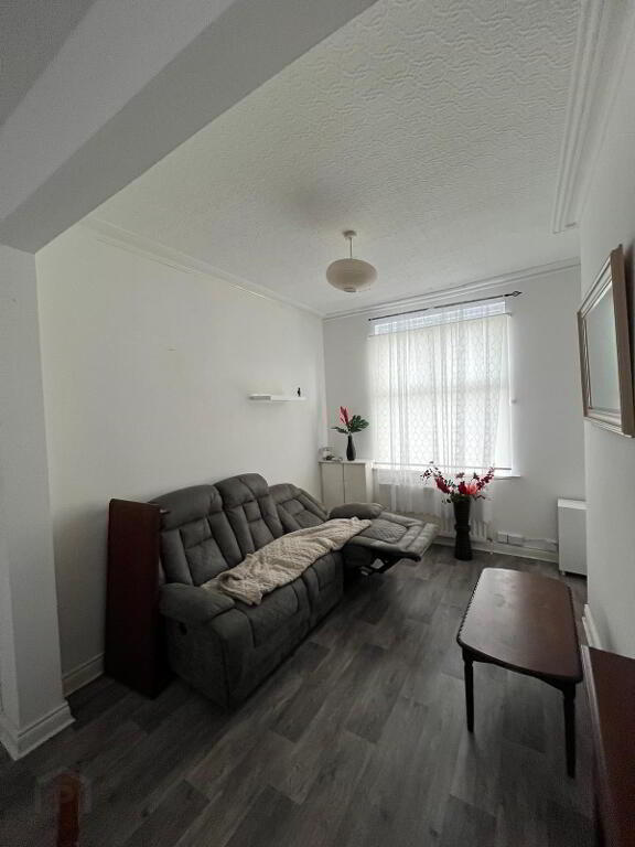 Photo 8 of 22 Isoline Street, Belfast