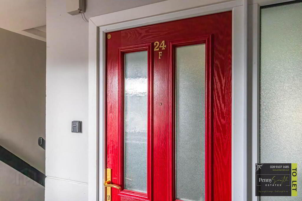 Photo 3 of 24f Ardgheean Gardens, Bangor
