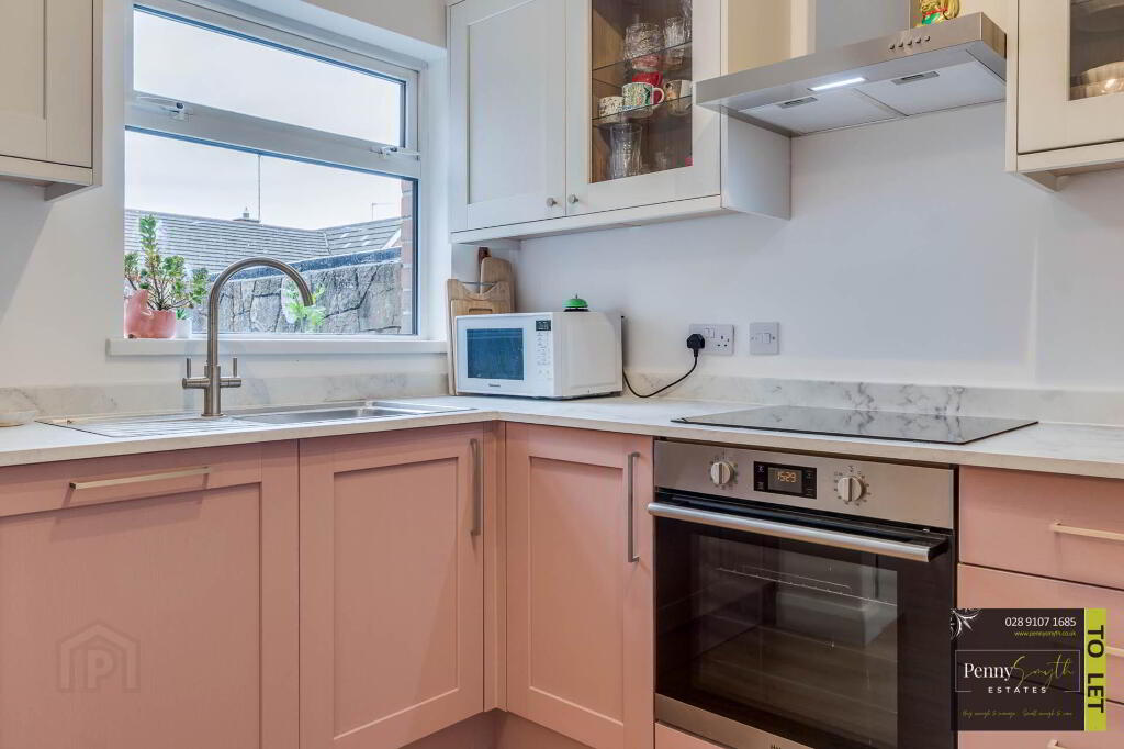 Photo 17 of 13 Silverstream Crescent, Bangor
