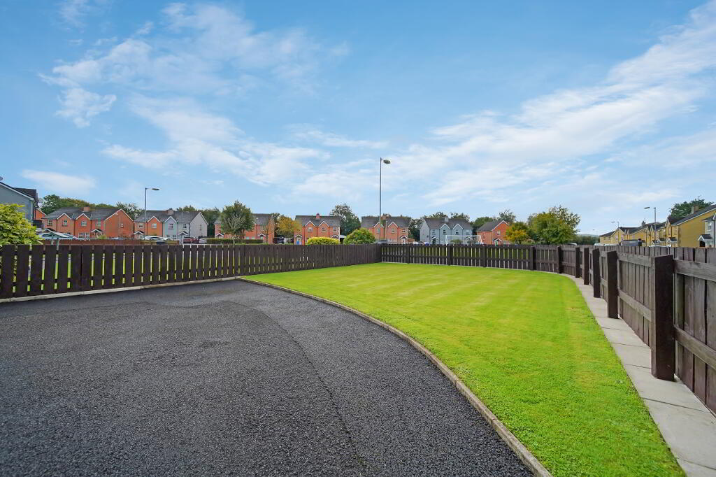 Photo 34 of 6 Muckle Hill View, Castlederg