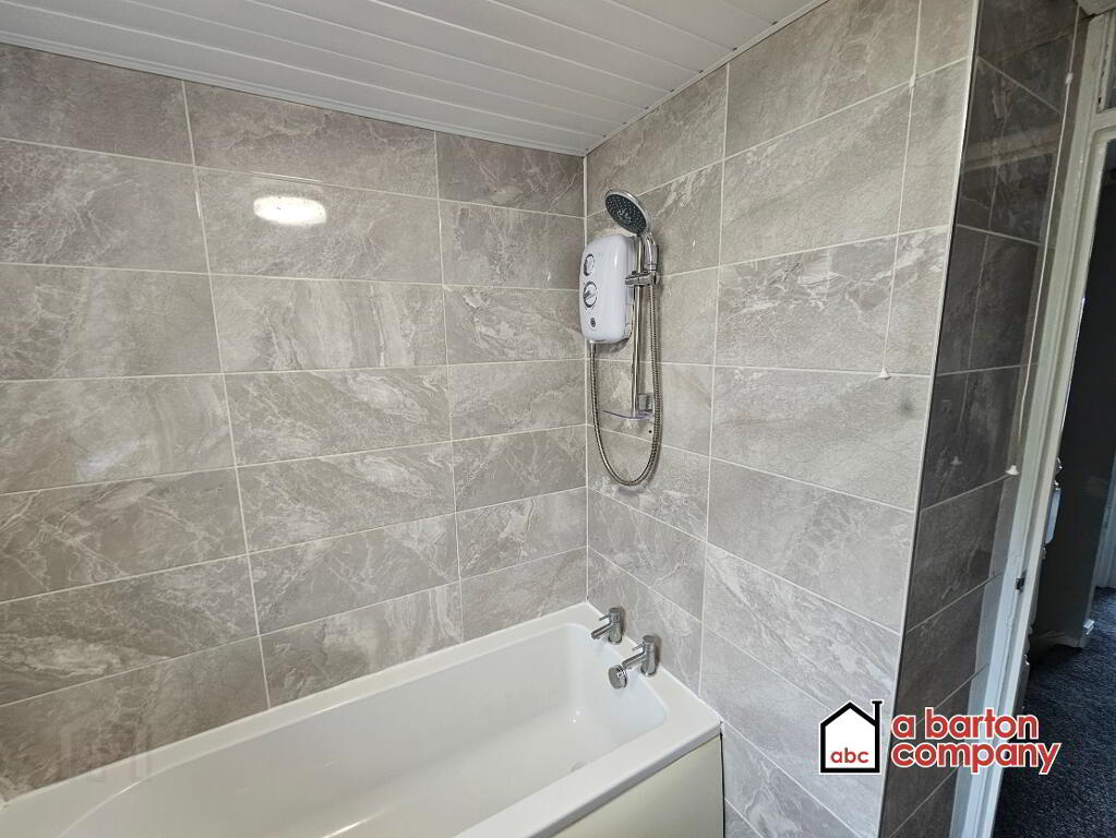 Photo 10 of 31 O'Neill Road, Rathcoole, Newtownabbey