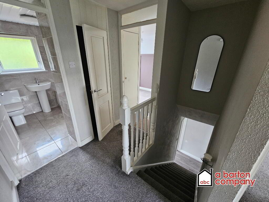 Photo 8 of 31 O'Neill Road, Rathcoole, Newtownabbey