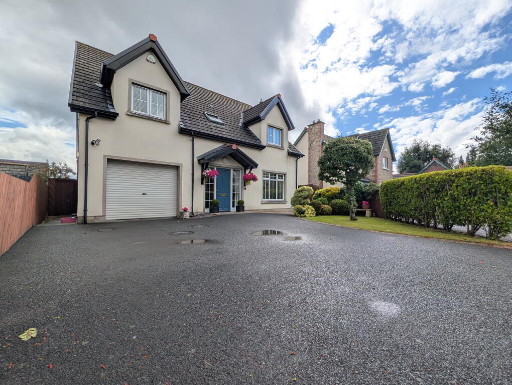 Photo 1 of 25 Tollymore Brae, Newcastle