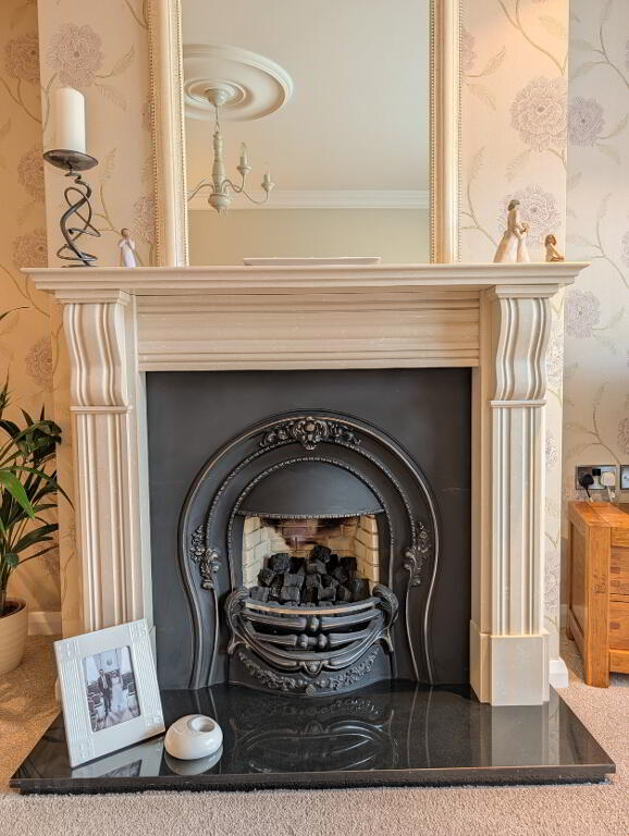 Photo 8 of 25 Tollymore Brae, Newcastle