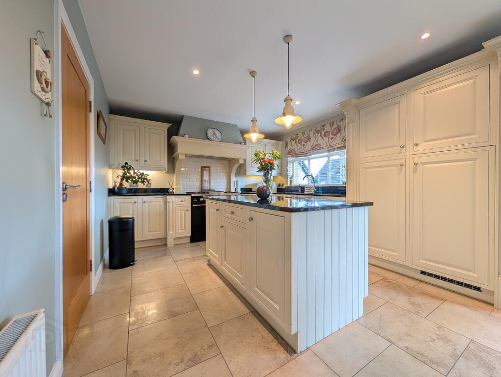 Photo 9 of 25 Tollymore Brae, Newcastle