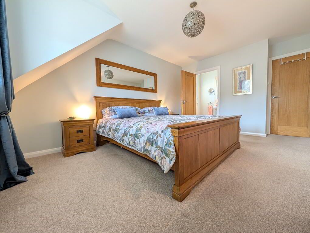 Photo 16 of 25 Tollymore Brae, Newcastle