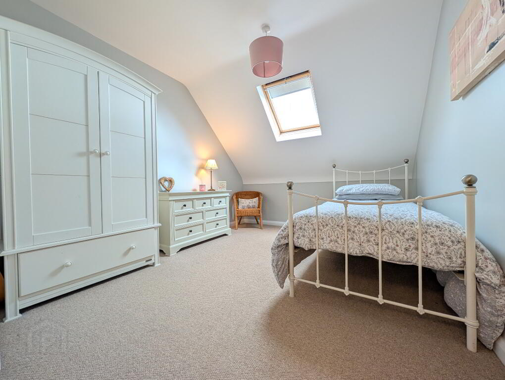 Photo 20 of 25 Tollymore Brae, Newcastle
