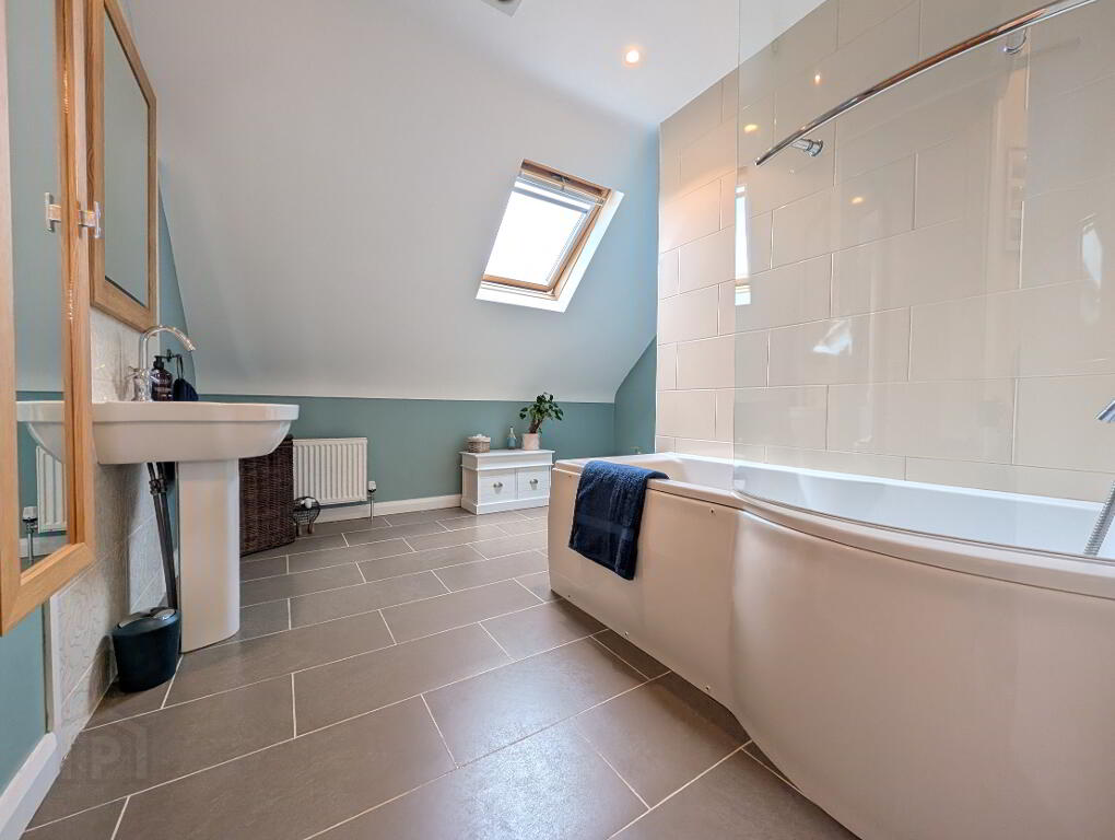 Photo 23 of 25 Tollymore Brae, Newcastle