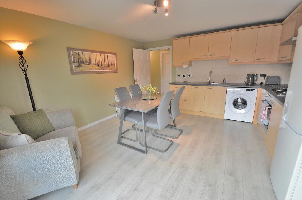 Photo 8 of Apt 1, 53 Bryansburn Road, Bangor