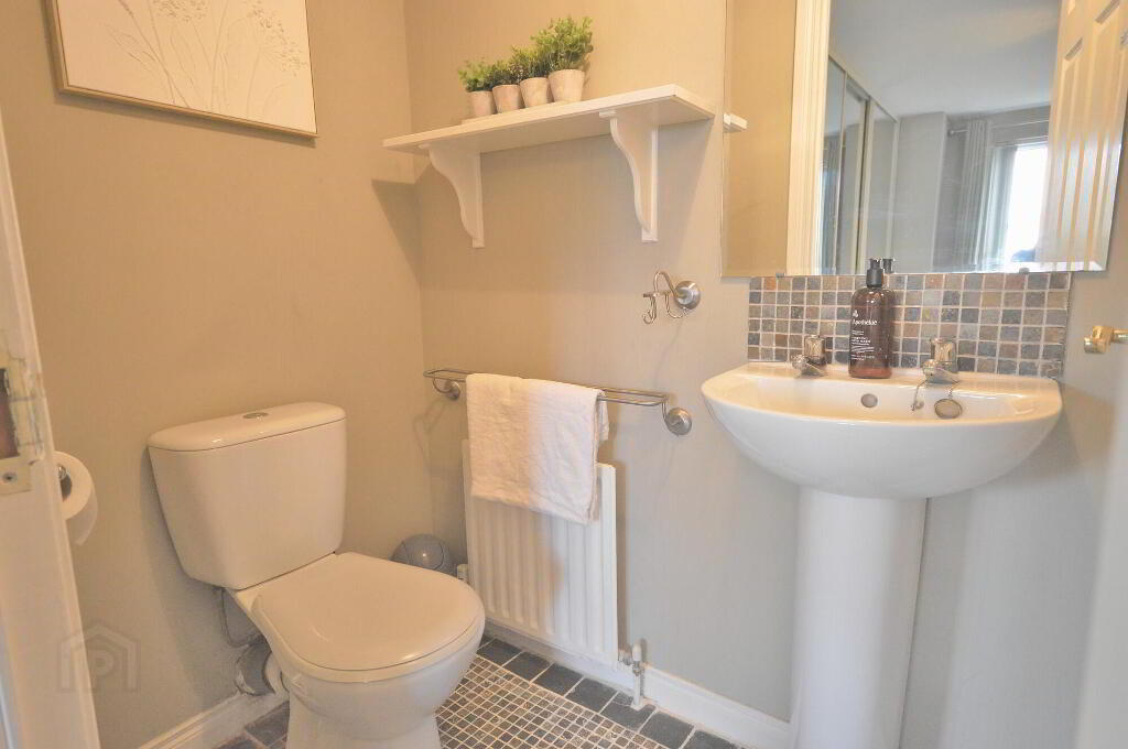 Photo 12 of Apt 1, 53 Bryansburn Road, Bangor