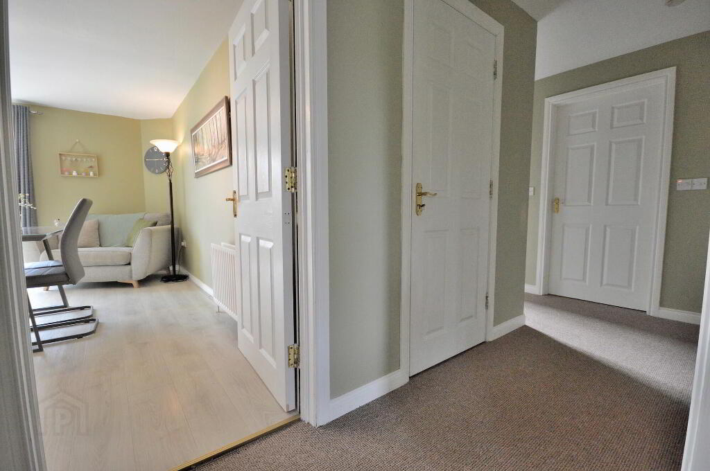 Photo 16 of Apt 1, 53 Bryansburn Road, Bangor