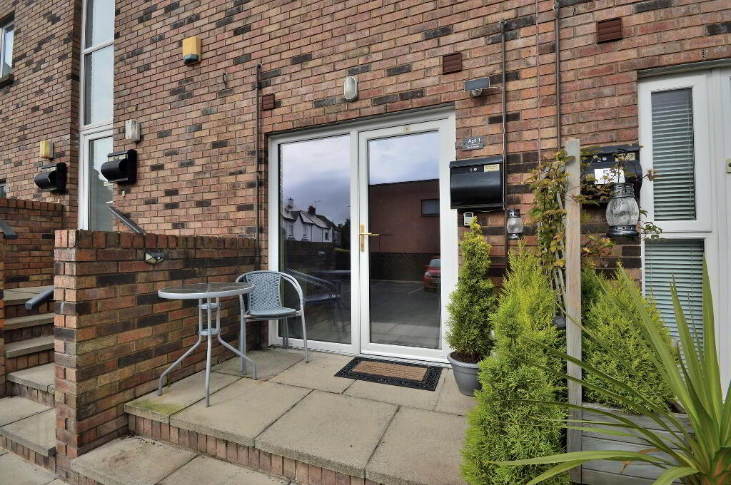 Photo 17 of Apt 1, 53 Bryansburn Road, Bangor