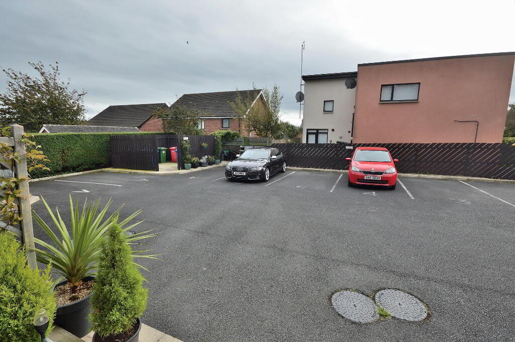 Photo 19 of Apt 1, 53 Bryansburn Road, Bangor