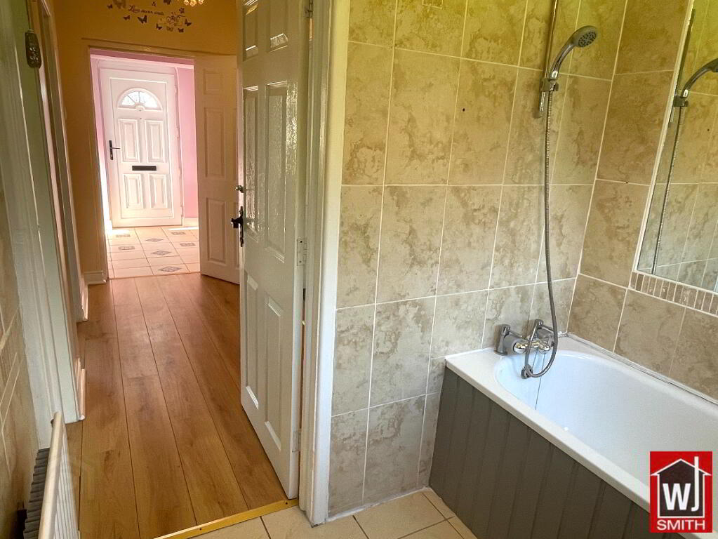 Photo 31 of 10 Hawthorn Park, Castlederg