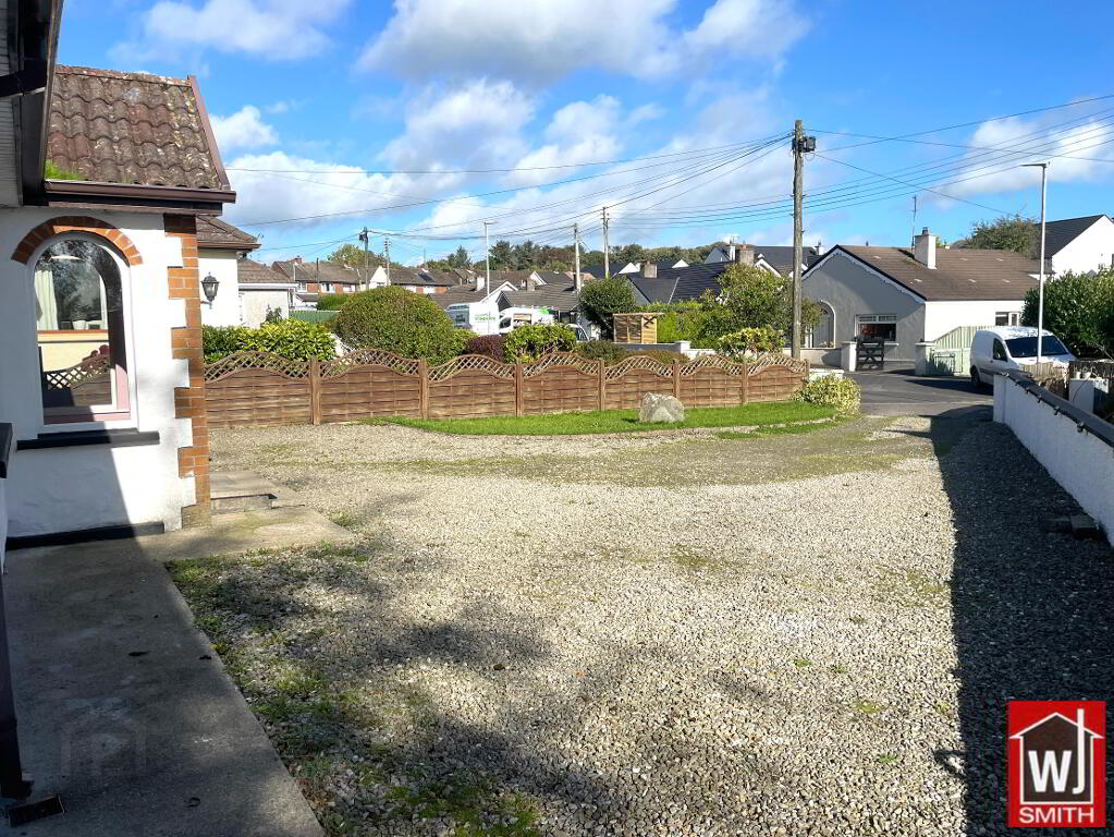 Photo 35 of 10 Hawthorn Park, Castlederg