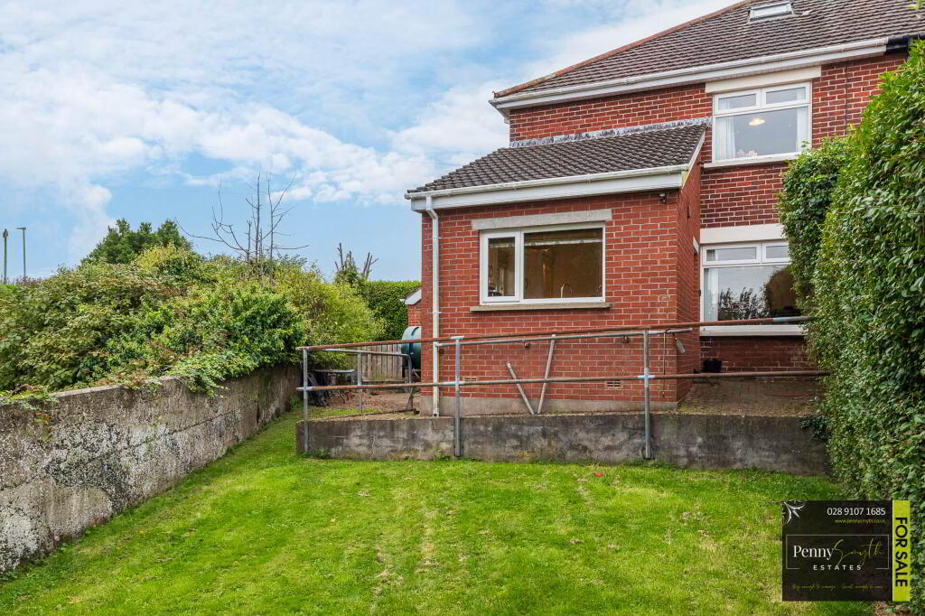 Photo 33 of 75 Thornleigh Gardens, Bangor