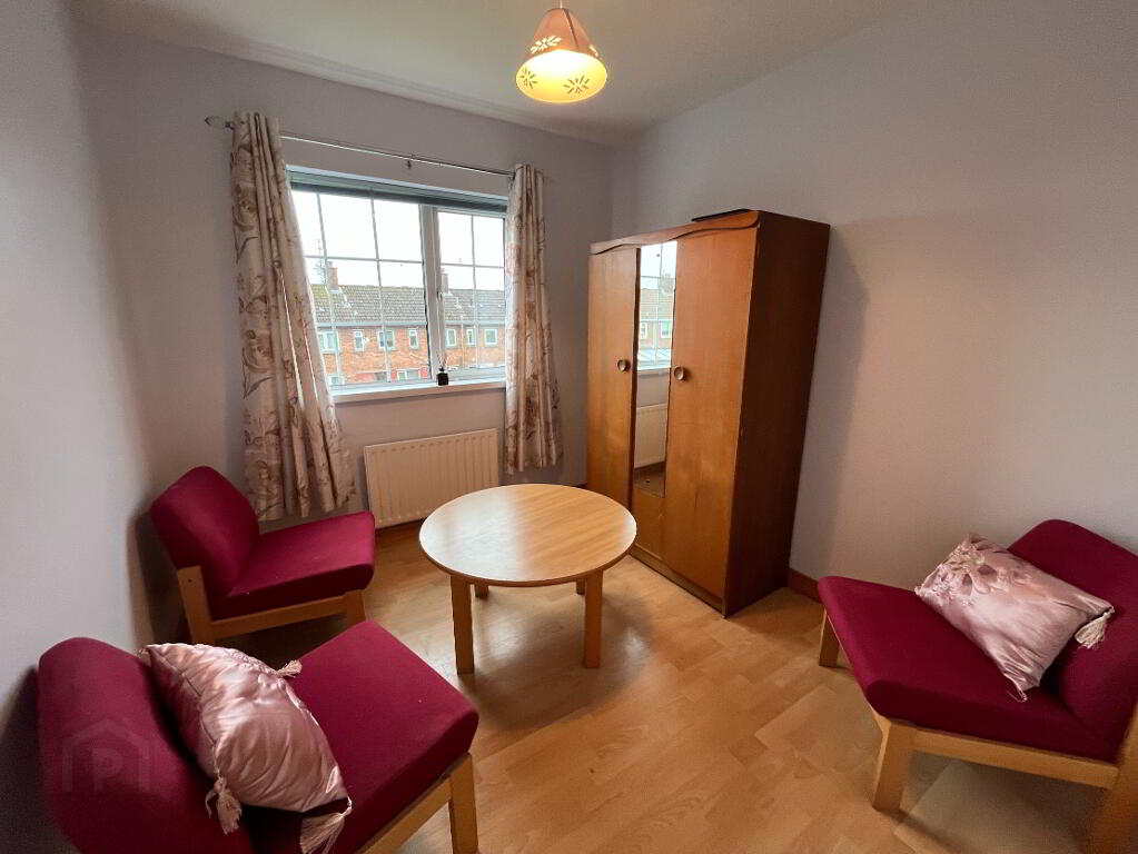Photo 10 of 46 Leenan Gardens, Creggan, Derry/Londonderry