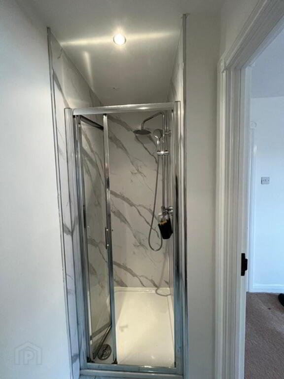 Photo 12 of 8 Rawdon Court Mews, Moria