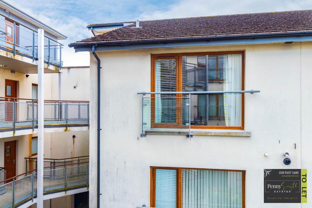 Photo 2 of 30 Shaftesbury Drive, Bangor