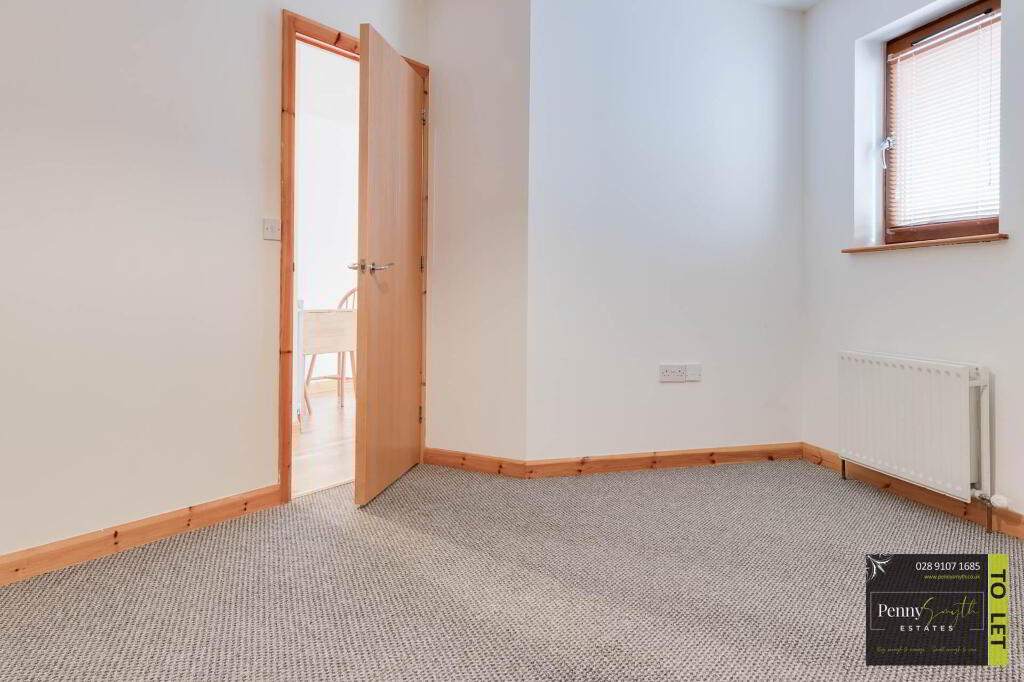 Photo 15 of 30 Shaftesbury Drive, Bangor