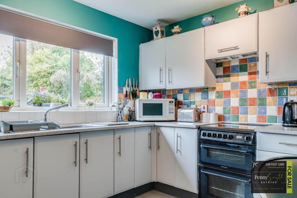 Photo 20 of 24 Cranley Grove, Bangor
