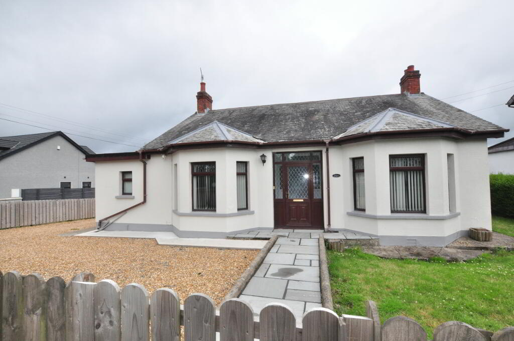 Photo 2 of 234 Ballygowan Road, Belfast