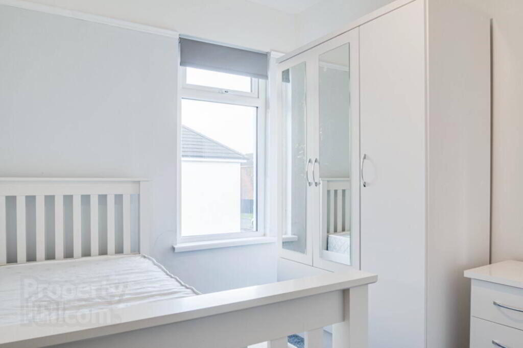 Photo 16 of 127 Clandeboye Road, Bangor