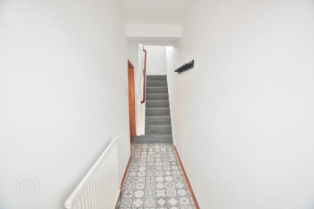 Photo 2 of 7 Clarendon Avenue, Belfast
